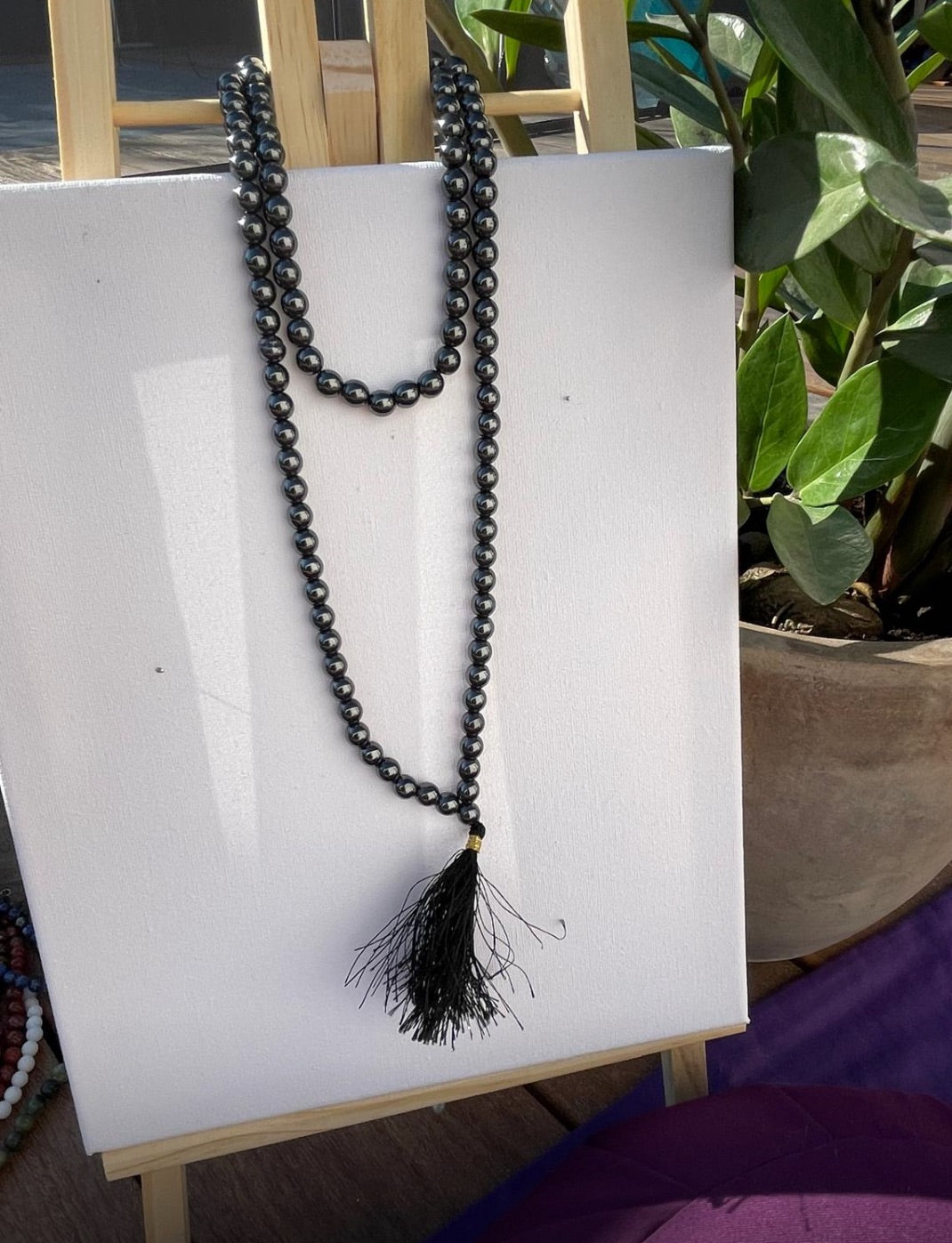 Mala en Hématite – Ancrage & Énergie