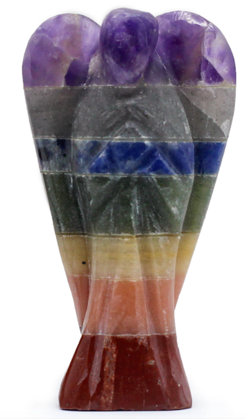 Ange Sculpté à la Main en Pierre Précieuse – 7 Chakras (≈ 5 cm)